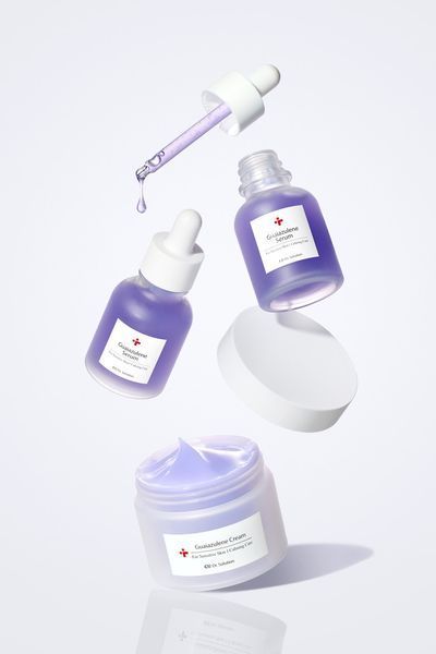 Увлажняющая успокаивающая сыворотка CU DR. Solution Guaiazulene Serum 30 мл 2758735499 фото