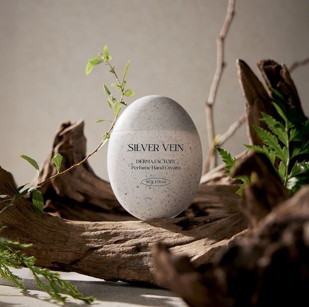 Парфумований крем для рук Derma Factory Perfume Hand Cream Silver Vain 50 г 2888423026 фото
