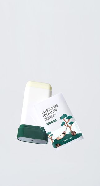 Солнцезащитный стик с экстрактом игл сосны ROUND LAB Pine Calming Cica Airy Sun Stick 19 g 2949764619 фото