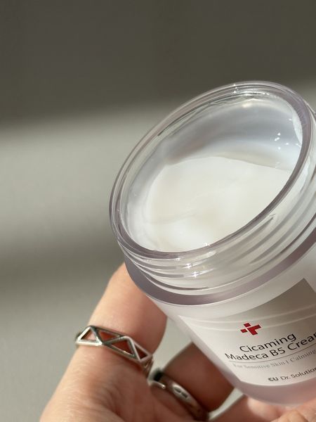 Успокаивающий крем CU Dr. Solution Cicaming B5 Madeca Cream 70 мл с центеллой и пантенолом 2688280215 фото