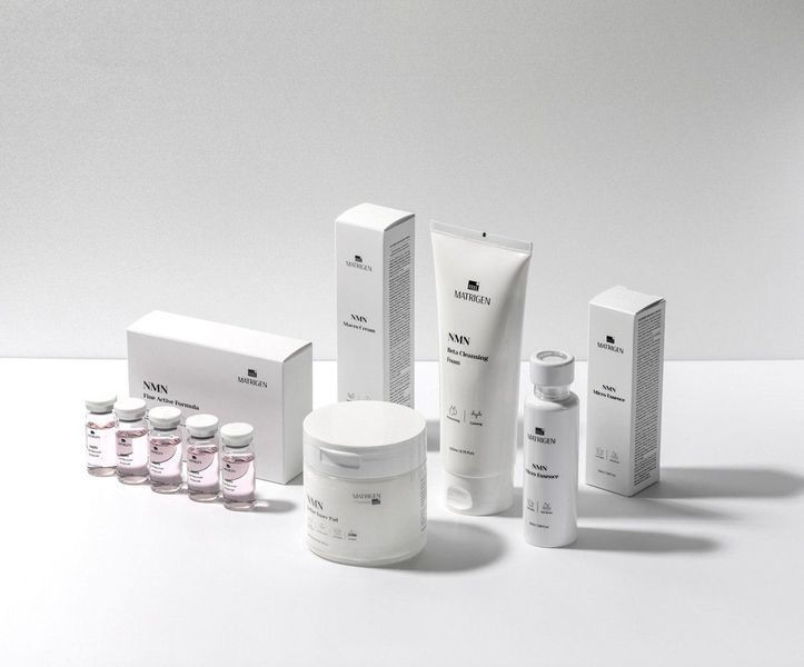 Антивікова зволожуюча мікро есенція Matrigen NMN Micro Essence 50 мл 2580743736 фото