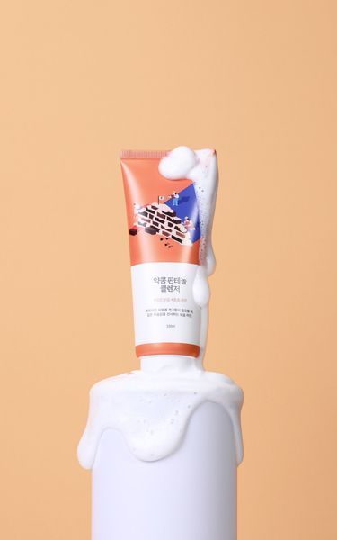 Пенка для умывания ROUND LAB Soybean Panthenol Cleanser 150 ml с экстрактом соевых бобов и пантенолом 2787135326 фото