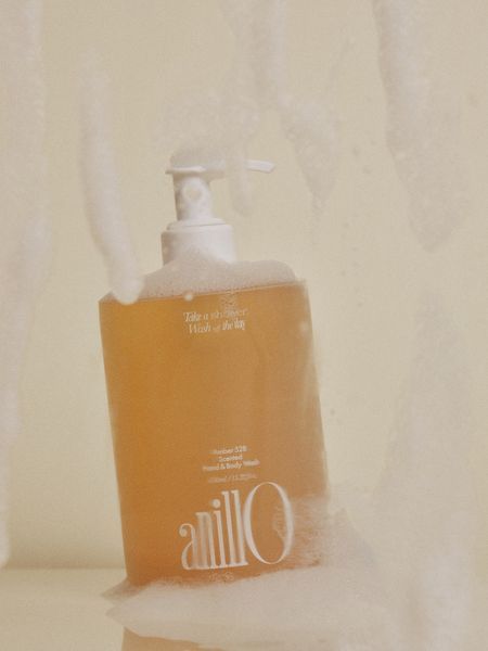 Гель для миття тіла і рук ANILLO Amber 528 Scented Hand & Body Wash 450 мл 2543934469 фото