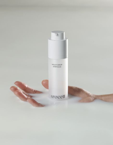 Освітлювальна сироватка Arocell Milky Drop Ampoule 30 мл з транексамовою кислотою, глутатіоном та мелатоніном 2796749600 фото