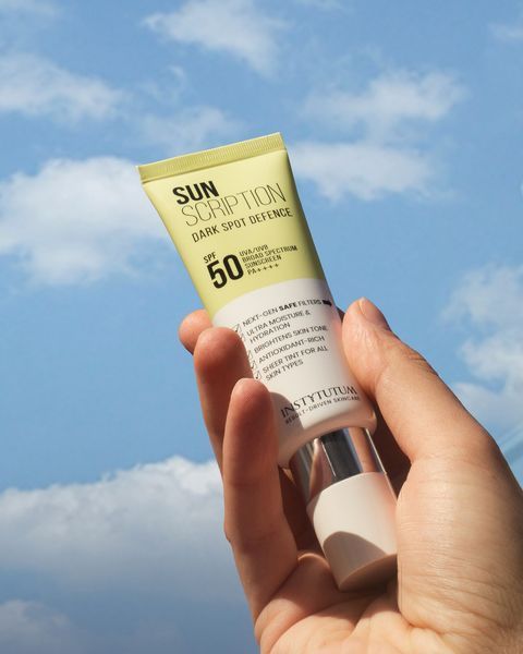 Сонцезахисний крем освітлюючий INSTYTUTUM SUNSCRIPTION Dark Spot Defence SPF50 50 мл 2523691234 фото