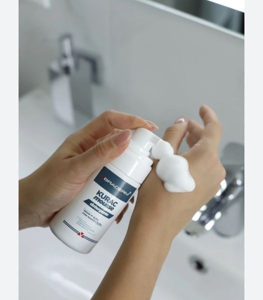Пінка з пребіотиками для вмивання Braderm KURAC Cleansing Mousse 100 мл 2452610401 фото