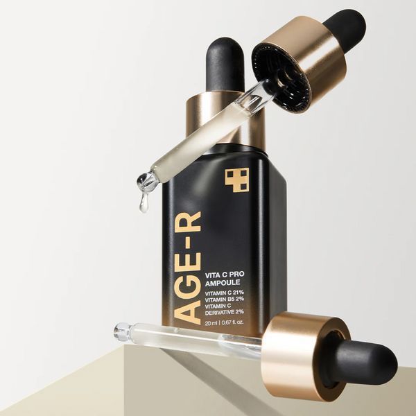 Сироватка з 21% вітаміну С Medicube AGE-R Vita C Pro Ampoule 20 мл проти пігментних плям 2716184575 фото