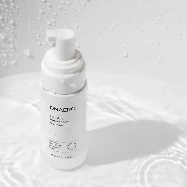 Відновлююча та балансуюча очищуюча пінка DNAERO LumiAge Bubble Foam Cleanser 150 ml 2899183280 фото