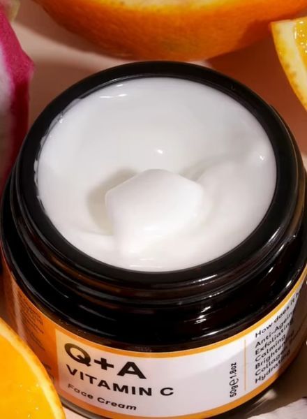 Освітлюючий крем для обличчя з вітаміном С Q+A Vitamin C Radiance Face Cream 50g 2471372990 фото