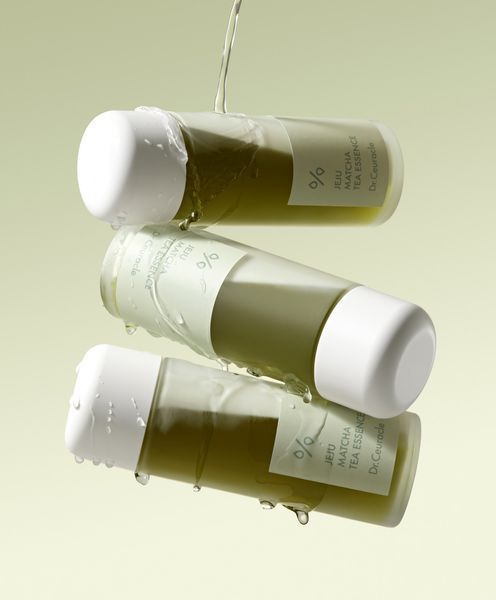Зволожувальна есенція Dr.Ceuracle Jeju Matcha Tea Essence 18 мл з гідролатом зеленого чаю та екстрактом матча 3236443590 фото