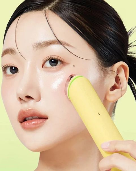 Устройство для домашнего ухода за кожей 6 в 1 Medicube AGE-R Booster Pro Yellow 2868499755 фото