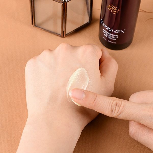 Омолоджуючий крем для шкіри навколо очей Terrazen Age Control Vital Energy Eye Cream 1 мл 2902139294 фото