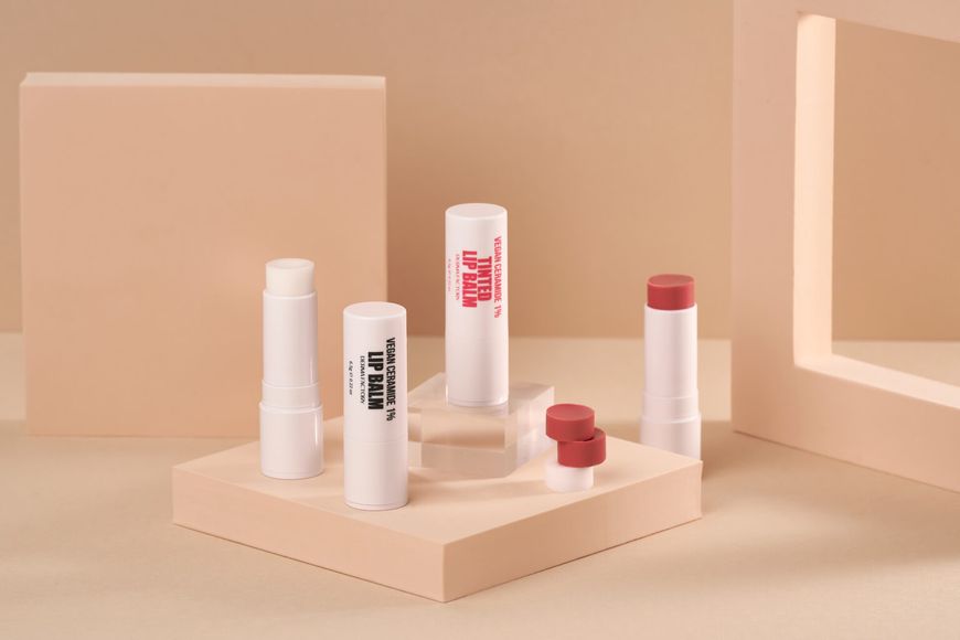 Derma Factory Vegan Ceramide 1% Tinted Lip Balm - Веганський керамідний відтінковий бальзам для губ , 6.5 г 000879 фото