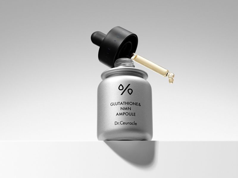 Освітлювальна антивікова сироватка Dr.Ceuracle Glutathione & NMN Ampoule 30 мл з глутатіоном та NMN 2977279733 фото