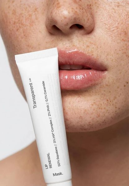Ночная восстанавливающая маска для губ Transparent Lab LIP RENEWAL 15 ml 2991654802 фото