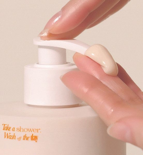 Лосьйон для рук і тіла ANILLO Bitter Orange Scented Hand & Body Lotion 450 мл 3075104128 фото