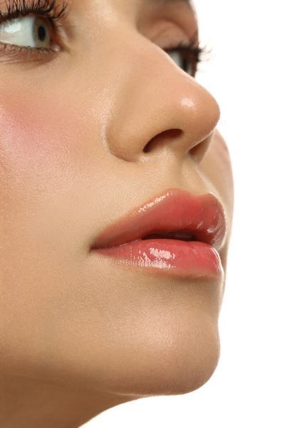 Блиск для губ Лічі LIPSS Lipper Lychee Spritz Lip Gloss 8 мл 2693934812 фото