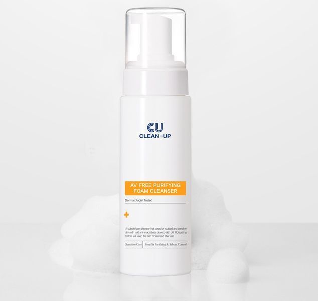 Очищуючий мус для чутливої проблемної шкіри CUSKIN Clean-Up AV Free Purifying Foam Cleanser 180 мл 2701037943 фото