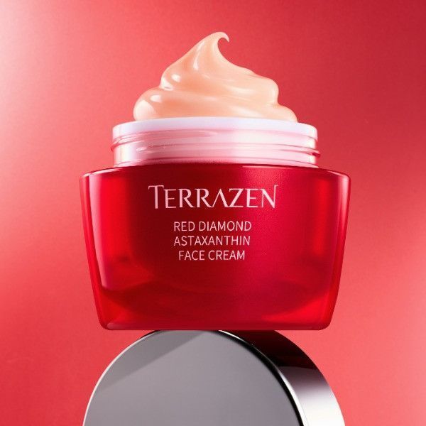 Крем з астаксантином Terrazen Red Diamond Astaxanthin Face Cream 50 мл 2865387599 фото