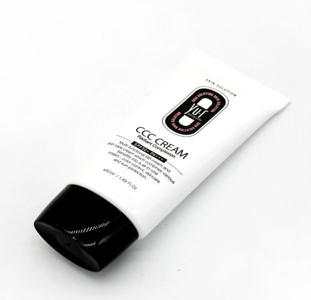 Коригуючий СС крем для обличчя середній Yu.R ССС Cream SPF50+ Medium 50 мл 3126366848 фото