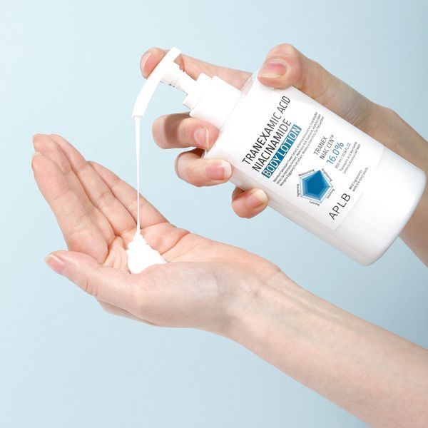 Лосьон для тела APLB Tranexamic Acid Niacinamide Body Lotion 300 мл с транексамовой кислотой и ниацинамидом 3171631144 фото