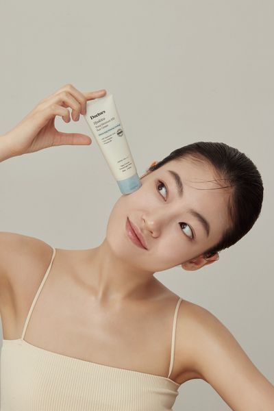 Солнцезащитный крем с центеллой Doctors Hyalcica Total Moisture 10 D Sun Cream 80 мл 2785044856 фото