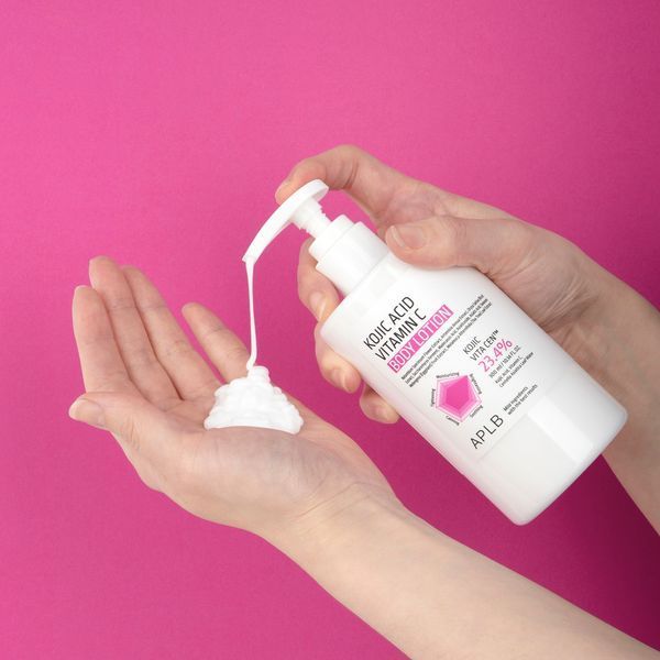 Лосьон для тела APLB Kojic Acid Vitamin C Body Lotion 300 мл с койевой кислотой и витамином C 3171684994 фото