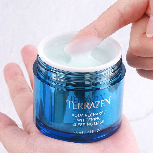 Ночная увлажняющая осветляющая маска Terrazen Aqua Recharge Whitening Sleeping Mask 80 мл 807050 фото